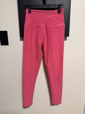 Beyond Yoga Caught in the Midi High-Waist Legging Size Small
